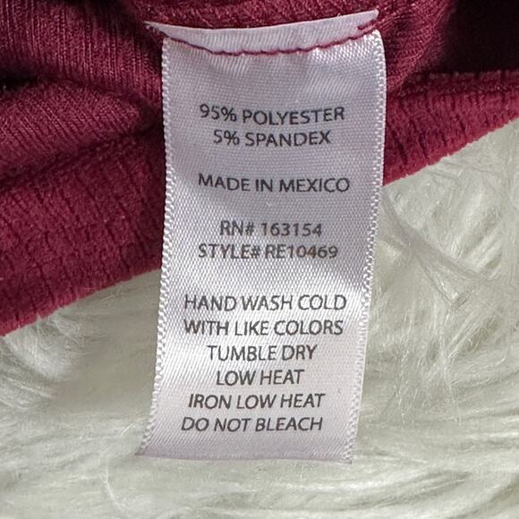 Altar’d State V-Neck Crop Top Womens M Maroon Red Velvet Long Sleeve Ruched - Picture 5 of 5